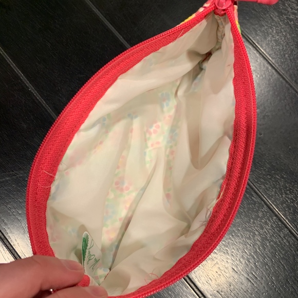 Vera Bradley Brush & Pencil Case - Picture 4 of 4